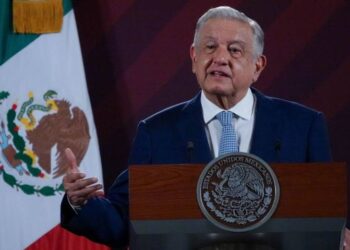 No fue un error divulgar datos de la periodista de NYT, asegura AMLO