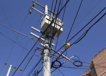 Corte declara inconstitucional la Ley Eléctrica de AMLO