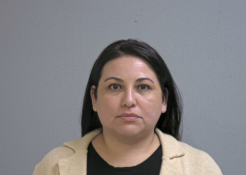 Secretaria de escuela secundaria de Sharyland se declara inocente