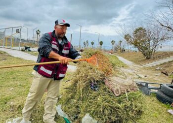 Refuerza Alcalde Carlos Peña Ortiz trabajos de limpieza para bienestar de ciudadanos