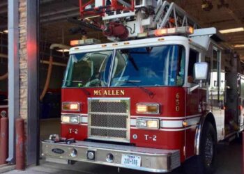 Firma de acuerdo de cooperación entre McAllen y Reynosa para entrenamiento de bomberos