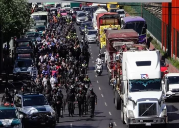 Paro nacional de transportistas: Conductores bloquean varias carreteras del país