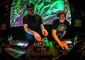 ¡BoomBox en Tecate Pa´l Norte con una mezcla de ritmos para poner a bailar a quien sea!