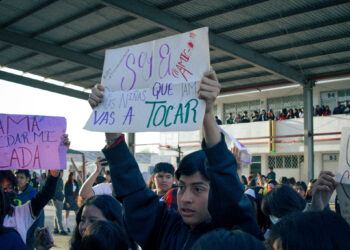 Protesta el COBAT 22 contra presunto maestro acosador