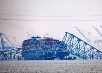 Un mexicano fue rescatado con vida del colapso en puente de Baltimore: AMLO