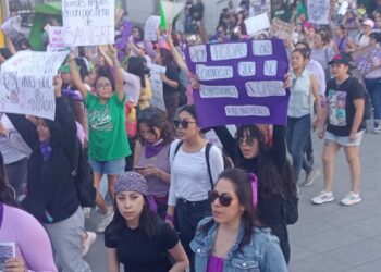 Hombre agrede a participantes de la marcha del 8M en Hidalgo