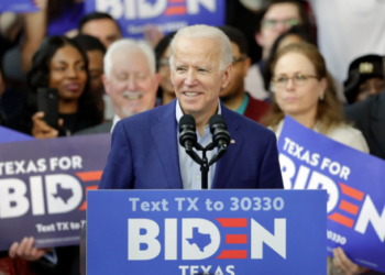 Biden gana la primaria demócrata de Texas