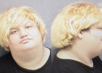 Arrestan a mujer sospechosa de apuñalamientos en Edinburg