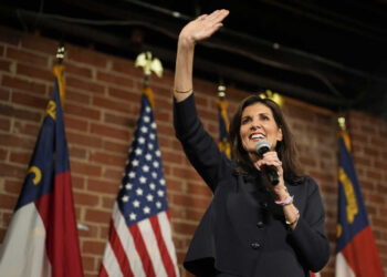 Abandona Nikki Haley campaña republicana