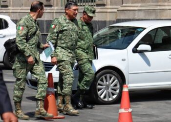 Sedena llama a mandos militares no permitir novatadas y apegarse a entrenamientos