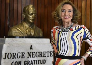 Muere Lorena Velázquez, referente del cine de luchadores y ciencia ficción