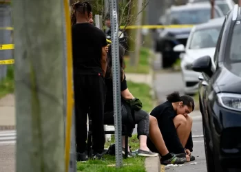 Tiroteo en cafetería de Nashville deja un muerto y siete heridos