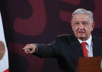 Ecuador sintió “respaldo de potencias” para allanar la Embajada, asegura AMLO