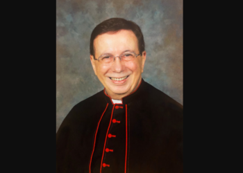 Monseñor Gustavo Barrera de Brownsville enfrenta acusaciones de conducta sexual inapropiada con un menor