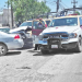 Patrulla se lleva 2 vehículos estacionados “de corbata”