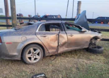 1 muerto en choque de 3 vehículos cerca de Edinburg