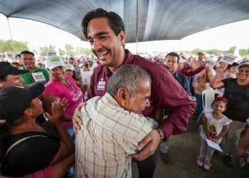 Fiesta de apoyo para Carlos Peña Ortiz en Colonia Beatriz Anaya