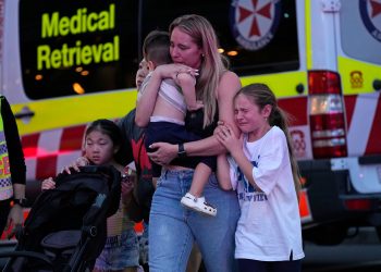 Ataque a puñaladas en un centro comercial australiano deja seis muertos