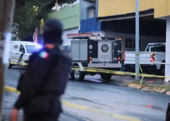 Matan a hombre a balazos en avenida Lázaro Cárdenas en Monterrey