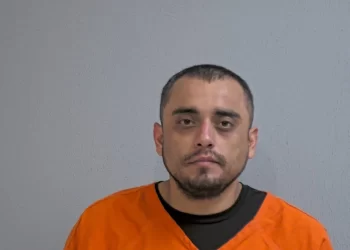 Lo agarran robando paquetes de Amazon