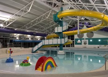 Menor muere ahogado en piscina