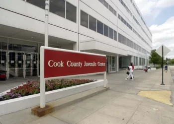 Suman 95 demandas al estado de Illinois por abuso sexual “grave” en centros juveniles