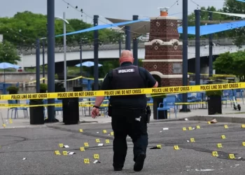 7 personas heridas, un joven de 17 años muerto y 1 en estado crítico en tiroteo en Michigan