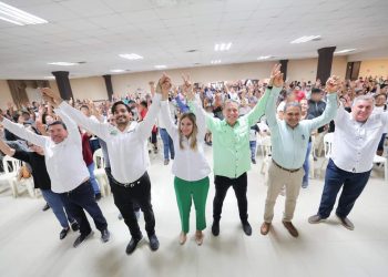 Votos de electricistas para Carlos Peña, Maki Ortiz y Eugenio Hernández como mejor opción