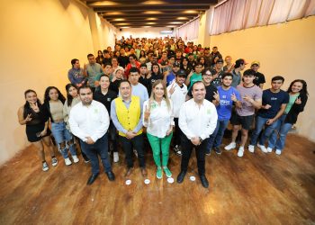 Participaron universitarios en Foro ‘Tu Voz Cuenta’ con Maki Esther Ortiz Domínguez