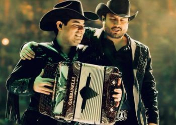 Julión Álvarez y Alfredo Olivas se despiden de la gira Prófugos del anexo: es necesario parar