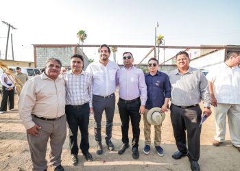 Carlos Peña y Maki Ortiz Invitados de Honor a Emotivo Concierto, “ Por Amor a Reynosa”