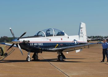 Texas: Instructor de la Fuerza Aérea muere por falla en sistema de eyección