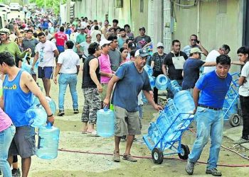 En Tamaulipas plantean no cobrar agua si no llega