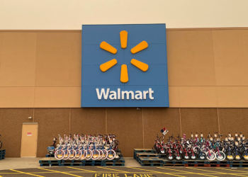 Multan a Walmart México por pedir ticket de compra