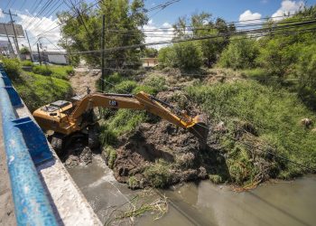 Gobierno de Reynosa continúa labor de desazolve en canales y drenes de Reynosa