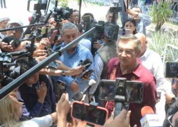 Confirma Américo Villarreal robo de credenciales en Nuevo Laredo