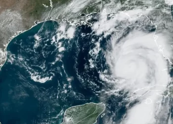 Autoridades y municipios de NL se preparan para un posible ciclón