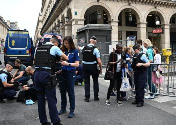 Sabotaje a trenes provoca caos en Francia previo a la inauguración de París 2024