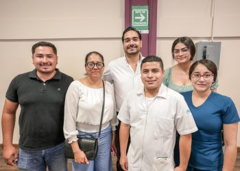 Entrega Gobierno de Reynosa más de 500 Tarjetas de Becas a estudiantes de Posgrado