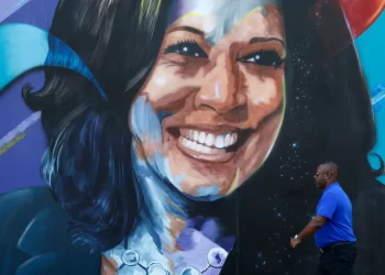 Kamala Harris gana apoyo entre votantes afroamericanos, pero no el suficiente