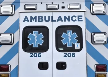 Adolescente que casi se ahogó en un lago de Texas agradece a su amigo que murió intentando rescatarla