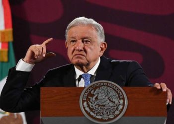 AMLO hereda obras inconclusas a Sheinbaum