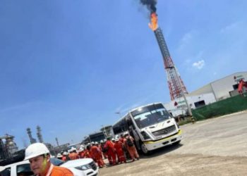 Alarma por fuga de hidrógeno en refinería de Dos Bocas