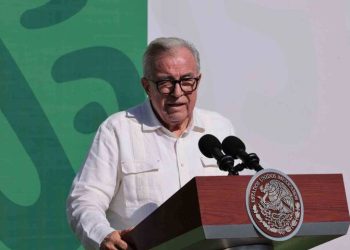 Gobernadoras y gobernadores de la 4T respaldan a Rocha Moya tras carta de El Mayo Zambada
