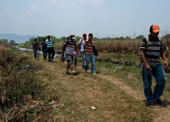 Hombre condenado a 38 años por retener a migrantes a punta de pistola y extorsionarlos