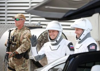 Misión de SpaceX partirá para el rescate de los astronautas varados en el espacio