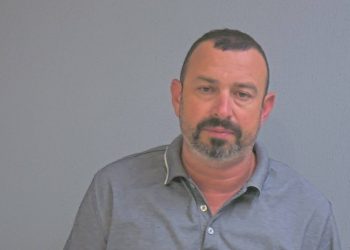 Exjefe de policía de Edcouch acusado de agresión y acoso