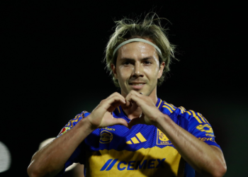 Tigres vence por la mínima a Juárez y se mantiene en la cima del torneo