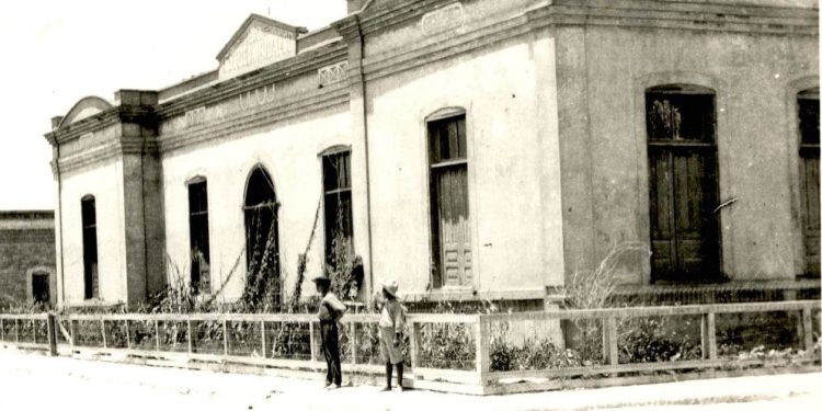 La Escuela Miguel Hidalgo fue inaugurada en el Centenario de la Independencia de México, en 1910.