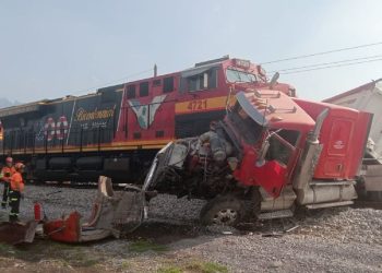 Se lo lleva el tren en Santa Catarina